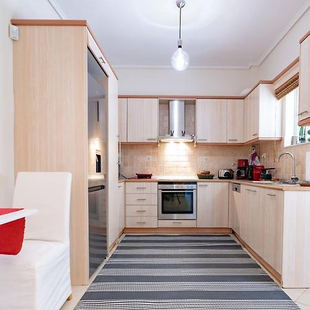 Koropi 3 Bedroom Apartment 4 Pers Exterior photo