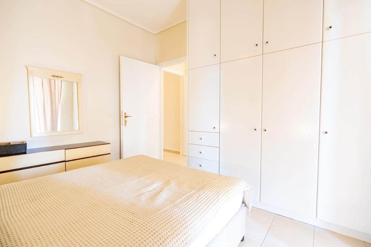 Koropi 3 Bedroom Apartment 4 Pers Exterior photo